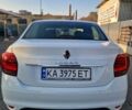 Белый Рено Логан, объемом двигателя 0.9 л и пробегом 70 тыс. км за 8200 $, фото 3 на Automoto.ua