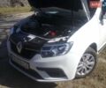 Белый Рено Логан, объемом двигателя 1 л и пробегом 77 тыс. км за 7900 $, фото 1 на Automoto.ua