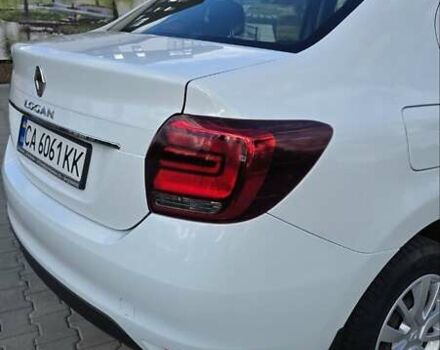 Белый Рено Логан, объемом двигателя 1 л и пробегом 107 тыс. км за 8200 $, фото 9 на Automoto.ua