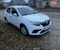Білий Рено Логан, об'ємом двигуна 1 л та пробігом 99 тис. км за 8150 $, фото 13 на Automoto.ua