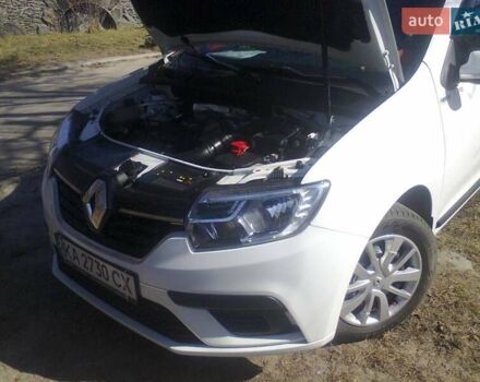 Белый Рено Логан, объемом двигателя 1 л и пробегом 70 тыс. км за 8300 $, фото 3 на Automoto.ua