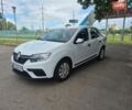 Білий Рено Логан, об'ємом двигуна 1 л та пробігом 180 тис. км за 5300 $, фото 1 на Automoto.ua