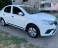 Білий Рено Логан, об'ємом двигуна 1.5 л та пробігом 168 тис. км за 7905 $, фото 1 на Automoto.ua