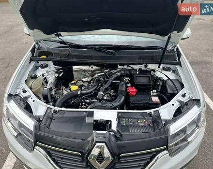 Білий Рено Логан, об'ємом двигуна 0.9 л та пробігом 27 тис. км за 9350 $, фото 19 на Automoto.ua