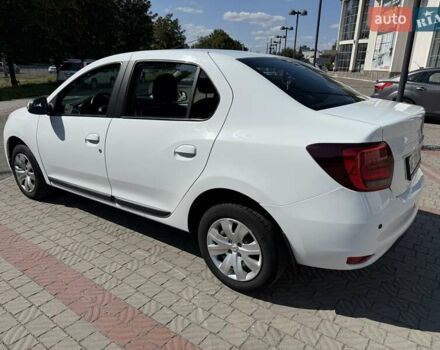 Белый Рено Логан, объемом двигателя 1.46 л и пробегом 33 тыс. км за 12500 $, фото 4 на Automoto.ua