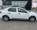 Белый Рено Логан, объемом двигателя 0.9 л и пробегом 82 тыс. км за 9900 $, фото 7 на Automoto.ua