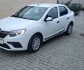 Белый Рено Логан, объемом двигателя 1 л и пробегом 71 тыс. км за 9500 $, фото 1 на Automoto.ua
