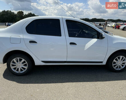 Білий Рено Логан, об'ємом двигуна 1.46 л та пробігом 72 тис. км за 9800 $, фото 4 на Automoto.ua