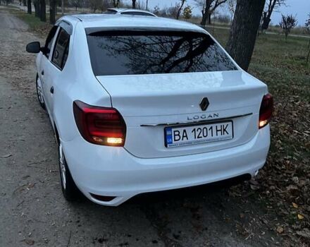 Білий Рено Логан, об'ємом двигуна 1 л та пробігом 99 тис. км за 8150 $, фото 9 на Automoto.ua