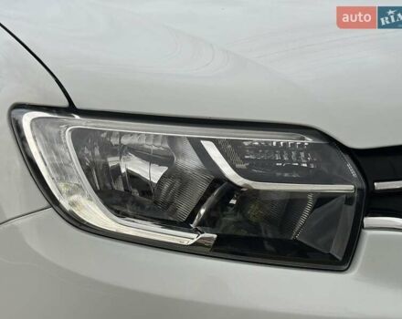 Білий Рено Логан, об'ємом двигуна 0.9 л та пробігом 27 тис. км за 9350 $, фото 22 на Automoto.ua