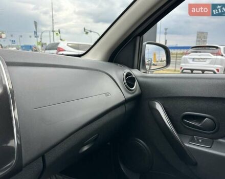 Белый Рено Логан, объемом двигателя 0.9 л и пробегом 82 тыс. км за 9900 $, фото 21 на Automoto.ua