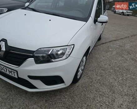 Білий Рено Логан, об'ємом двигуна 1 л та пробігом 13 тис. км за 8600 $, фото 2 на Automoto.ua