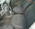 Белый Рено Логан, объемом двигателя 1 л и пробегом 52 тыс. км за 8500 $, фото 26 на Automoto.ua