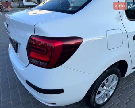 Белый Рено Логан, объемом двигателя 1 л и пробегом 105 тыс. км за 6900 $, фото 33 на Automoto.ua