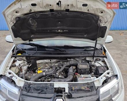 Белый Рено Логан, объемом двигателя 0.9 л и пробегом 89 тыс. км за 8500 $, фото 17 на Automoto.ua