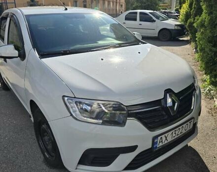 Белый Рено Логан, объемом двигателя 1.46 л и пробегом 175 тыс. км за 8200 $, фото 2 на Automoto.ua