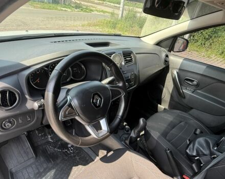 Белый Рено Логан, объемом двигателя 1.5 л и пробегом 140 тыс. км за 9000 $, фото 6 на Automoto.ua