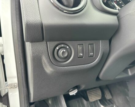 Белый Рено Логан, объемом двигателя 0.9 л и пробегом 82 тыс. км за 9500 $, фото 14 на Automoto.ua