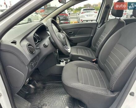 Білий Рено Логан, об'ємом двигуна 0.9 л та пробігом 82 тис. км за 9500 $, фото 15 на Automoto.ua