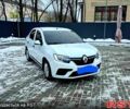 Белый Рено Логан, объемом двигателя 1 л и пробегом 19500 тыс. км за 5200 $, фото 2 на Automoto.ua
