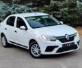 Белый Рено Логан, объемом двигателя 1.5 л и пробегом 40 тыс. км за 7800 $, фото 1 на Automoto.ua
