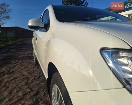 Білий Рено Логан, об'ємом двигуна 1.46 л та пробігом 17 тис. км за 13000 $, фото 3 на Automoto.ua