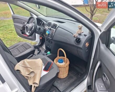 Білий Рено Логан, об'ємом двигуна 1.46 л та пробігом 17 тис. км за 13000 $, фото 15 на Automoto.ua