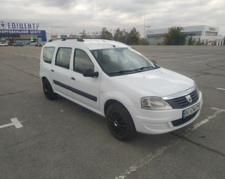 Белый Рено Логан, объемом двигателя 1.5 л и пробегом 247 тыс. км за 4000 $, фото 3 на Automoto.ua