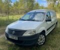 Белый Рено Логан, объемом двигателя 1.6 л и пробегом 401 тыс. км за 3500 $, фото 3 на Automoto.ua