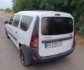 Белый Рено Логан, объемом двигателя 1.5 л и пробегом 430 тыс. км за 2500 $, фото 1 на Automoto.ua