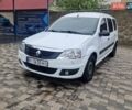 Белый Рено Логан, объемом двигателя 1.6 л и пробегом 268 тыс. км за 3500 $, фото 1 на Automoto.ua
