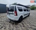 Белый Рено Логан, объемом двигателя 1.6 л и пробегом 268 тыс. км за 3500 $, фото 3 на Automoto.ua