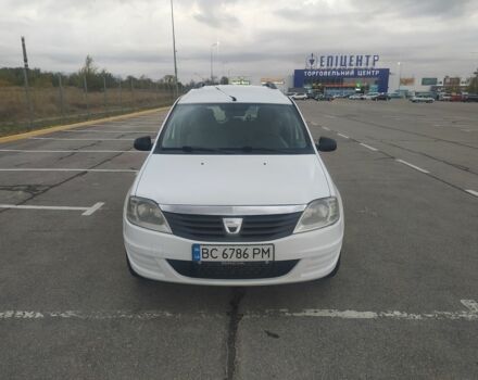 Белый Рено Логан, объемом двигателя 1.5 л и пробегом 247 тыс. км за 4000 $, фото 4 на Automoto.ua