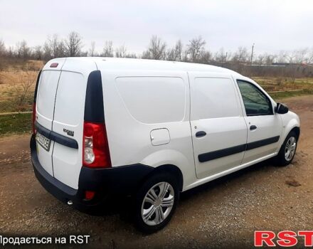 Белый Рено Логан, объемом двигателя 1.6 л и пробегом 170 тыс. км за 3500 $, фото 2 на Automoto.ua