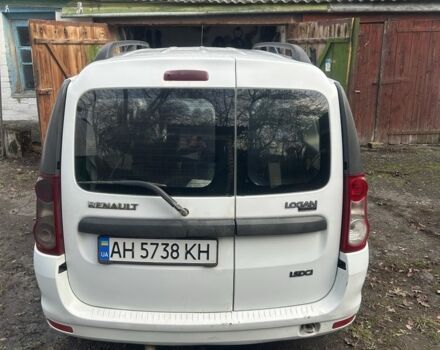 Белый Рено Логан, объемом двигателя 1.5 л и пробегом 300 тыс. км за 5500 $, фото 3 на Automoto.ua