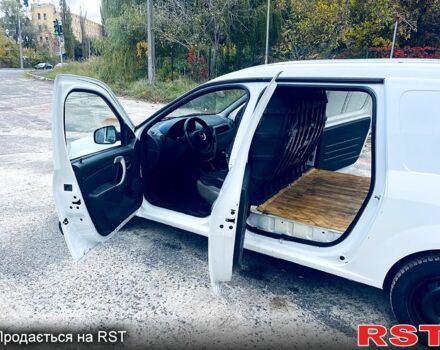 Белый Рено Логан, объемом двигателя 1.5 л и пробегом 298 тыс. км за 3400 $, фото 8 на Automoto.ua