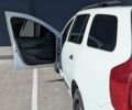 Білий Рено Логан, об'ємом двигуна 1.5 л та пробігом 275 тис. км за 5599 $, фото 14 на Automoto.ua
