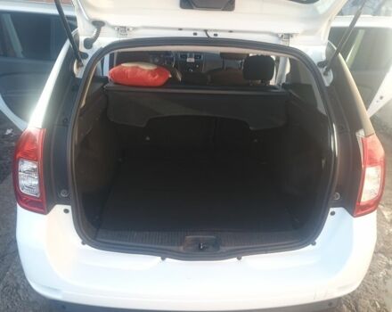 Белый Рено Логан, объемом двигателя 1.5 л и пробегом 200 тыс. км за 6500 $, фото 3 на Automoto.ua