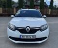 Білий Рено Логан, об'ємом двигуна 1.5 л та пробігом 240 тис. км за 7493 $, фото 1 на Automoto.ua