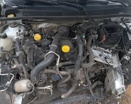 Білий Рено Логан, об'ємом двигуна 1.5 л та пробігом 250 тис. км за 3600 $, фото 5 на Automoto.ua