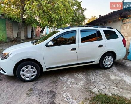 Рено Логан 2014 в Никополе на Automoto.ua Белый Рено Логан, объемом двигателя 1.46 л и пробегом 170 тыс. км за 8700 $, фото 10 на Automoto.ua