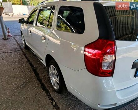 Рено Логан 2014 в Никополе на Automoto.ua Белый Рено Логан, объемом двигателя 1.46 л и пробегом 170 тыс. км за 8700 $, фото 1 на Automoto.ua