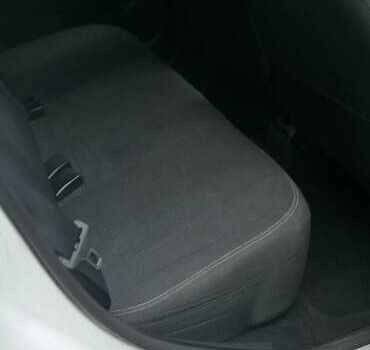 Білий Рено Логан, об'ємом двигуна 1.46 л та пробігом 310 тис. км за 6200 $, фото 10 на Automoto.ua