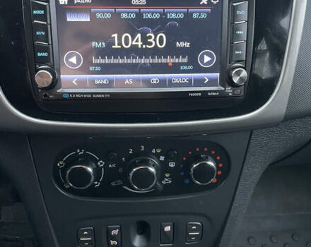 Білий Рено Логан, об'ємом двигуна 1.46 л та пробігом 270 тис. км за 6200 $, фото 9 на Automoto.ua