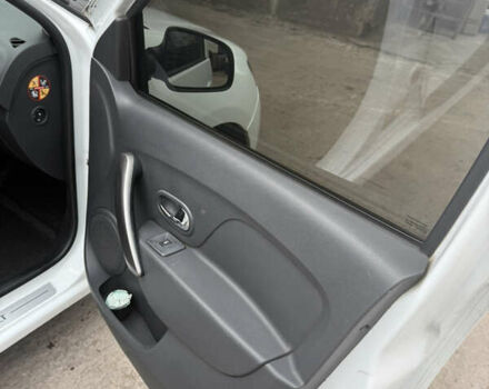 Белый Рено Логан, объемом двигателя 1.46 л и пробегом 120 тыс. км за 9200 $, фото 15 на Automoto.ua