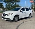Белый Рено Логан, объемом двигателя 1.6 л и пробегом 205 тыс. км за 5300 $, фото 1 на Automoto.ua