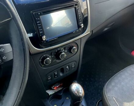 Белый Рено Логан, объемом двигателя 1.5 л и пробегом 268 тыс. км за 5500 $, фото 5 на Automoto.ua