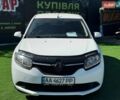Белый Рено Логан, объемом двигателя 1.5 л и пробегом 249 тыс. км за 5500 $, фото 1 на Automoto.ua