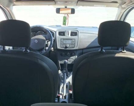 Белый Рено Логан, объемом двигателя 1.6 л и пробегом 255 тыс. км за 4200 $, фото 5 на Automoto.ua