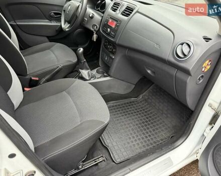 Белый Рено Логан, объемом двигателя 1.46 л и пробегом 190 тыс. км за 6900 $, фото 16 на Automoto.ua